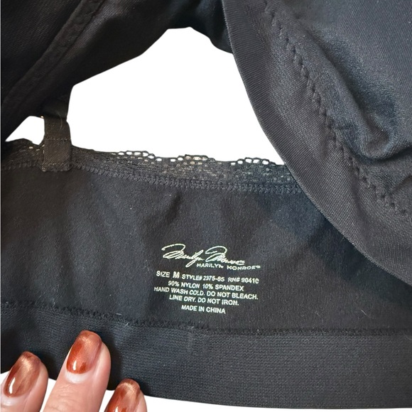 EUC Marilyn Monroe Black Lace Trim Bralette - Picture 4 of 5